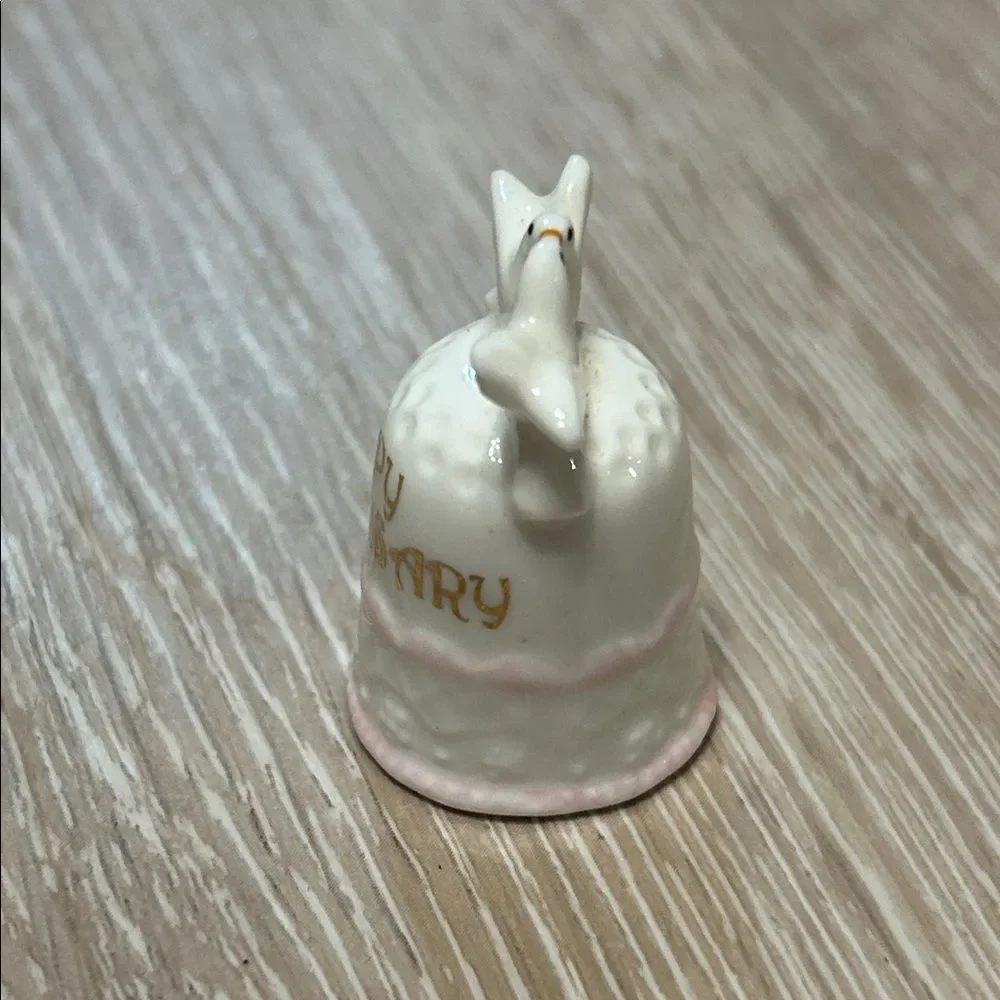 Enesco Happy Anniversary Porcelain Thimble with Doves - White and Pink 1.5in